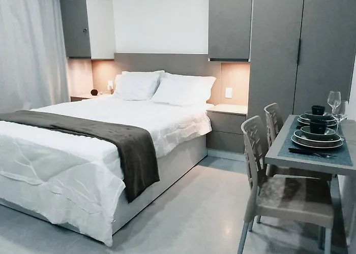 Flat completo com rooftop | perto da praia e centro
